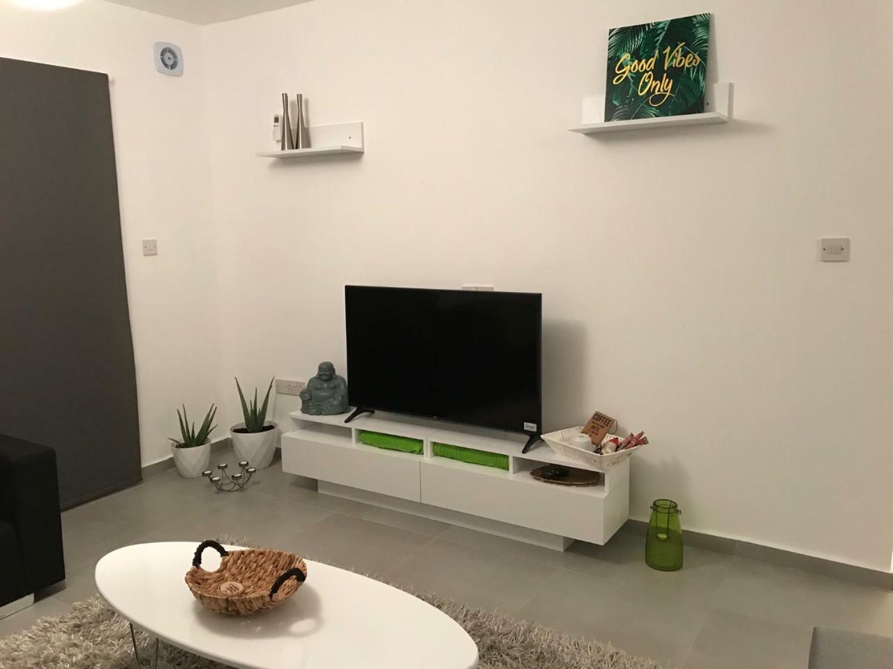 Cozy Flat In The Heart Of North Nicosia --- 55-1 Apartment Bagian luar foto