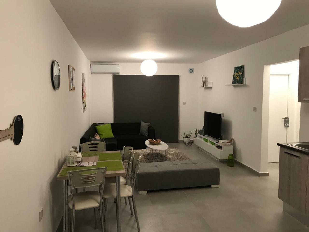 Cozy Flat In The Heart Of North Nicosia --- 55-1 Apartment Bagian luar foto