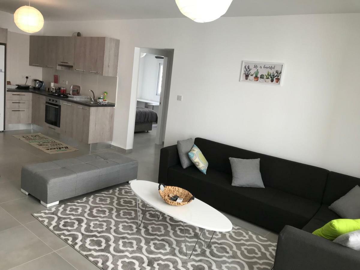 Cozy Flat In The Heart Of North Nicosia --- 55-1 Apartment Bagian luar foto