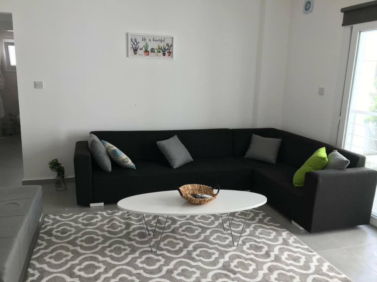Cozy Flat In The Heart Of North Nicosia --- 55-1 Apartment Bagian luar foto