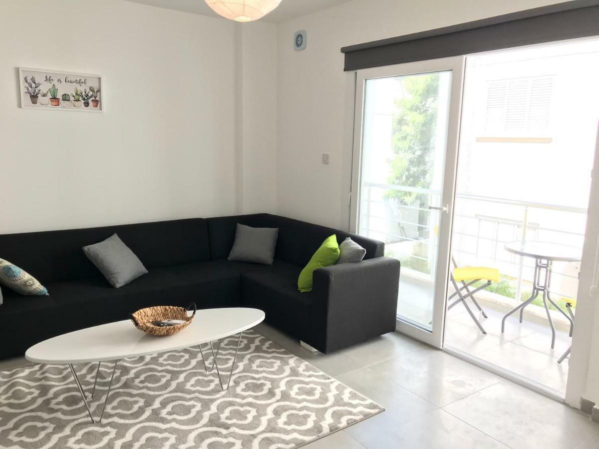 Cozy Flat In The Heart Of North Nicosia --- 55-1 Apartment Bagian luar foto